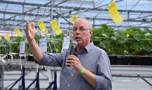 Frank Dings presenteert